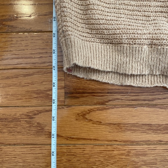 Abstract, color block sweater - Picture 2 of 8